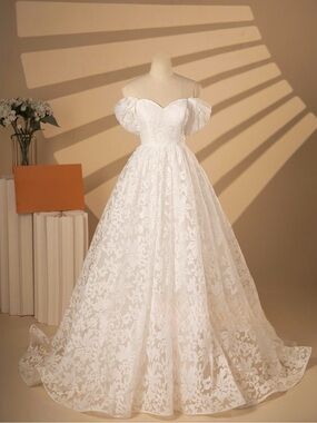 Lace A-Line Sweetheart Wedding Dress